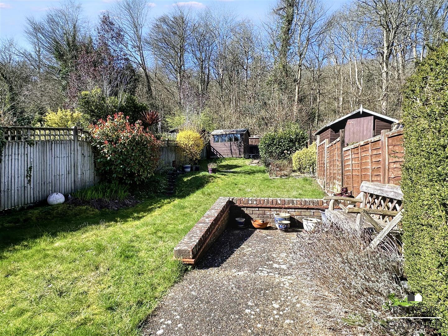 3 Bedroom House. Cherry Garden Road in Eastbourne, East Sussex 3